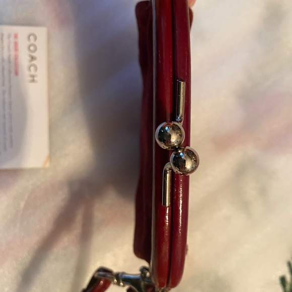 Coach Burgundy Suede Clutch never used - Picture 7 of 7